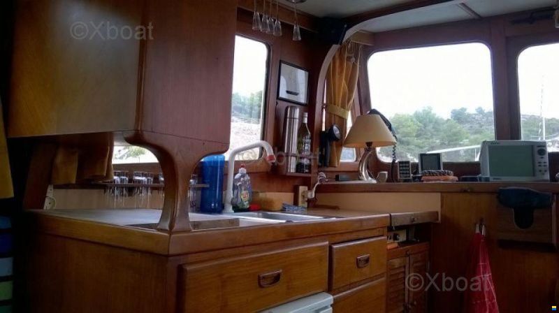 Cheoy Lee TRAWLER 34