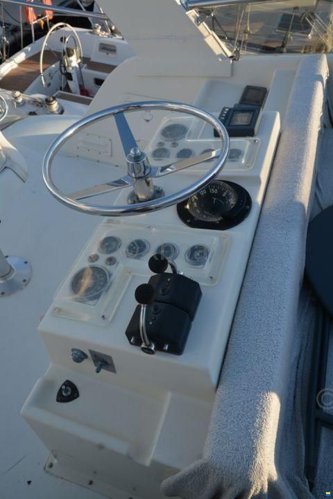 Hatteras 46