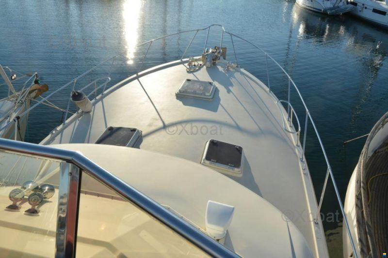 Hatteras 46