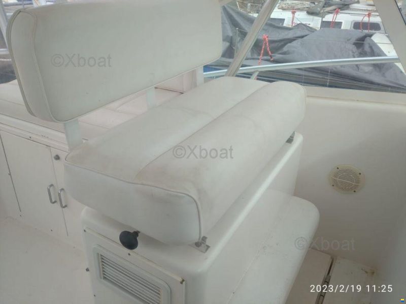 Cabo 32 EXPRESS