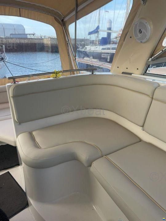 Rinker FIESTA VEE 300