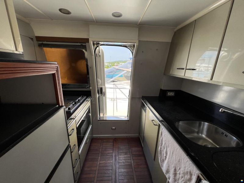 Fairline Squadron 62
