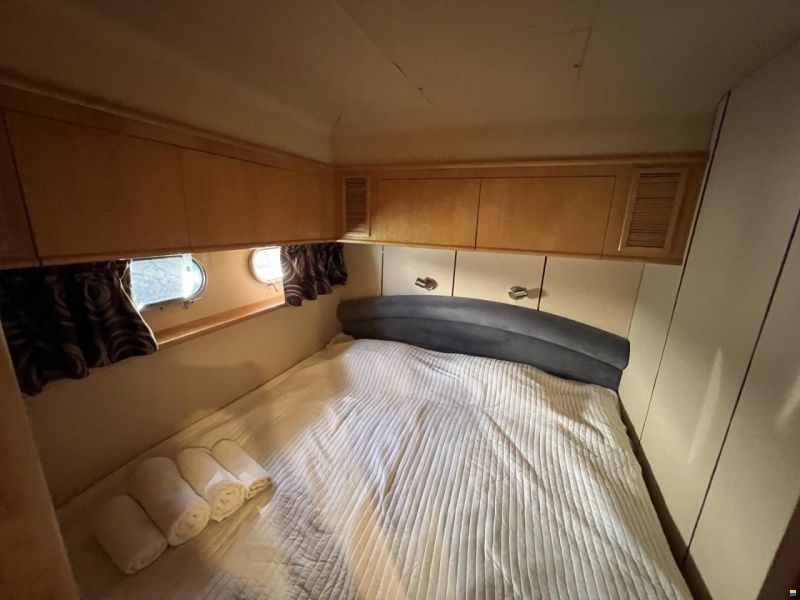 Fairline Squadron 62
