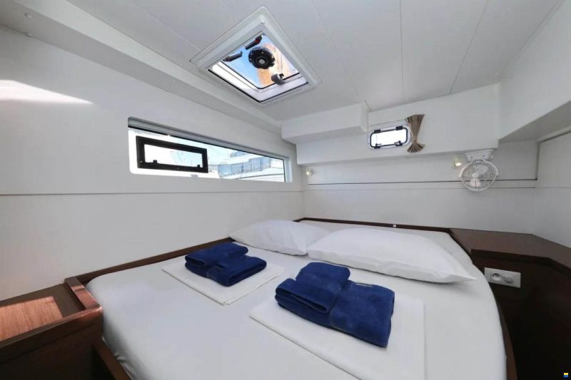 Lagoon 40