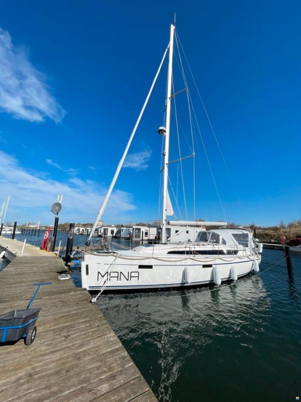 Bavaria 37 Cruiser