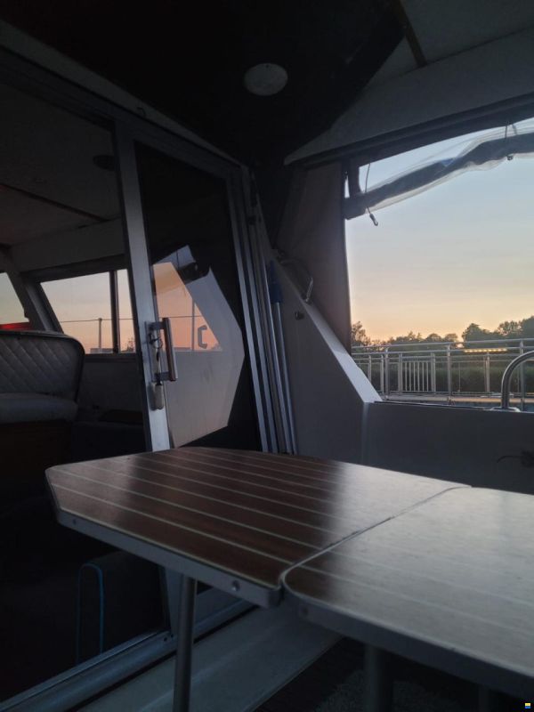 Fairline Sedan 32 Fly