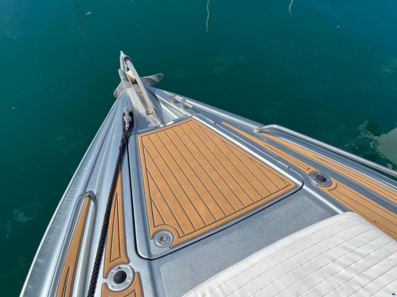 Sunseeker Comanche 40