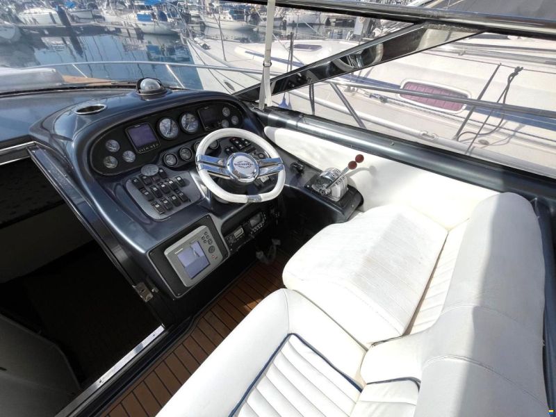 Sunseeker Comanche 40