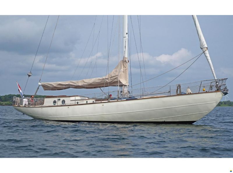 Guthrie Murdoch & Co W.R. Murdoch Classic Sloop 55