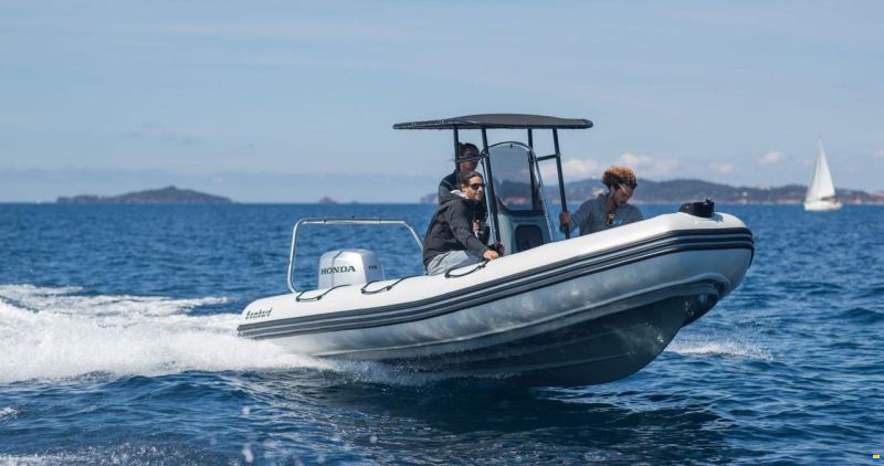 Bombard Explorer 600 NEO