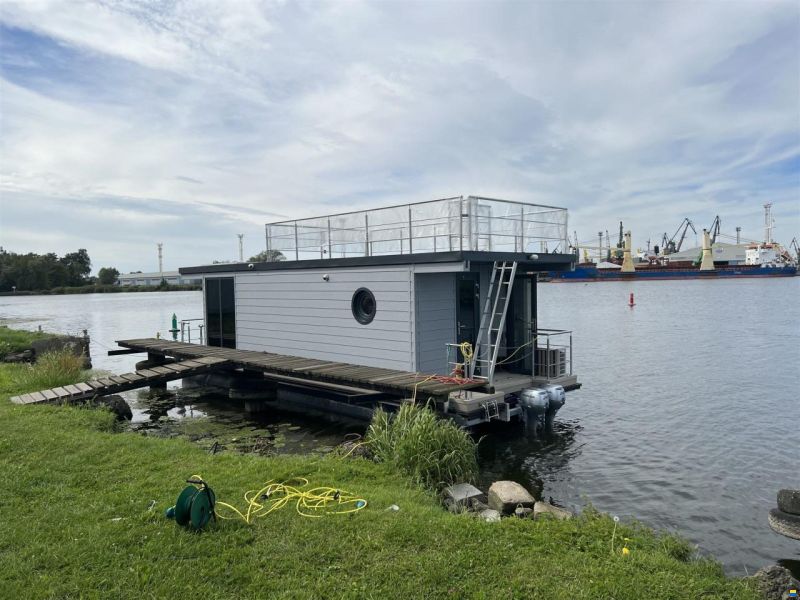 Aqua-House Hausboot Harmonia 340L