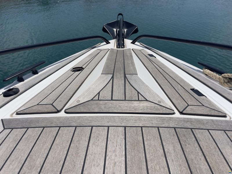 Sunseeker Superhawk 43