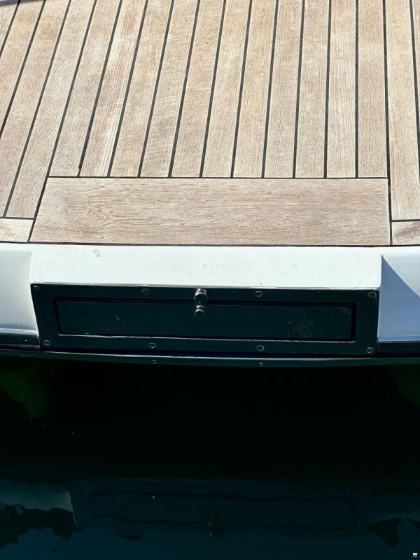 Sunseeker Superhawk 43