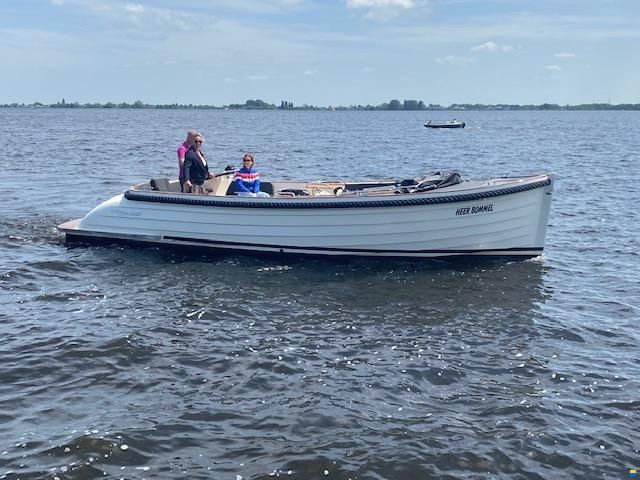 Waterspoor Tendersloep 808 Open