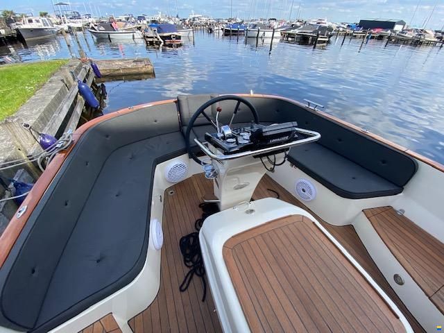 Waterspoor Tendersloep 808 Open