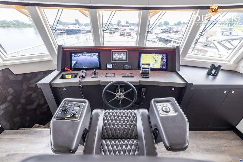 Bloemsma Trawler 70