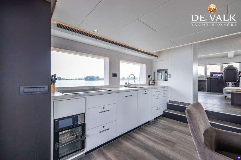 Bloemsma Trawler 70