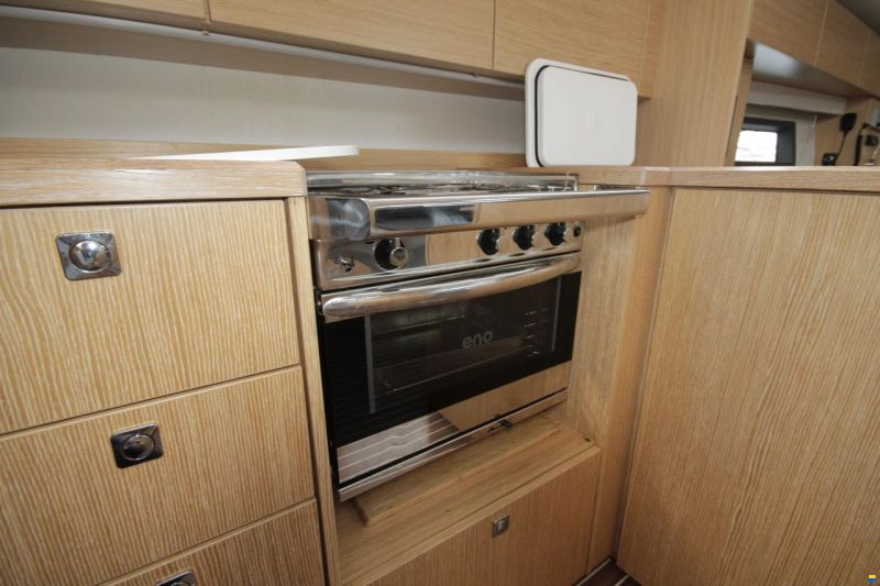 Bavaria C42