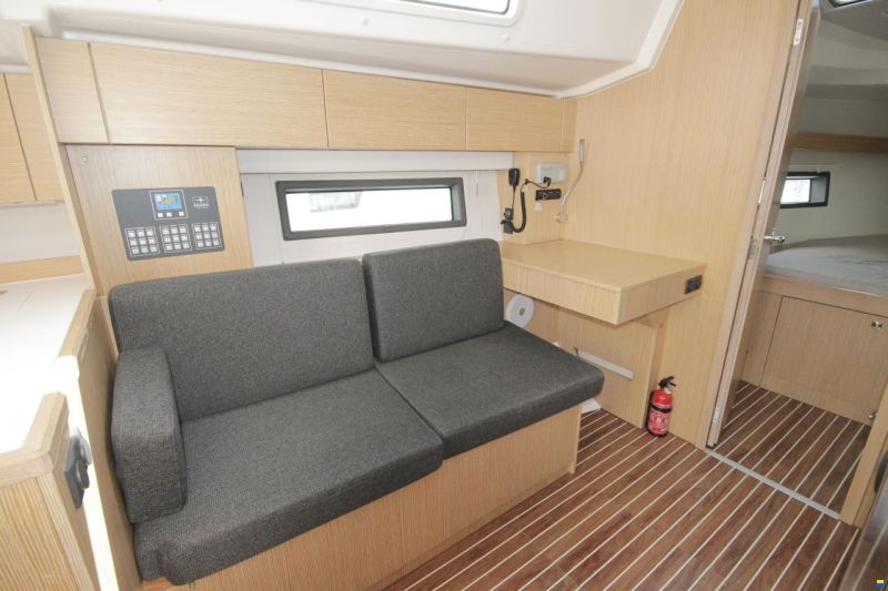 Bavaria C42