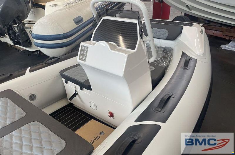 Highfield Sport 330