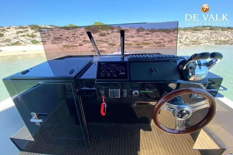 Scorpion 40