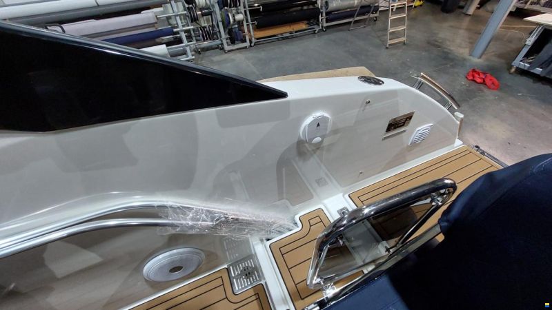 Parker 630 Daycruiser