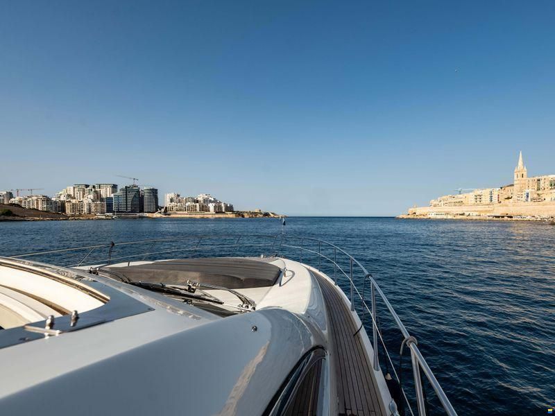 Sunseeker Predator 72
