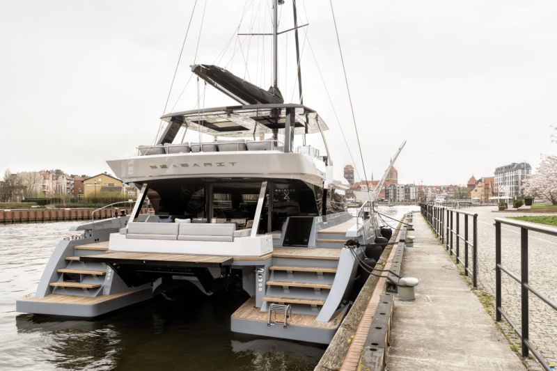 Moon Yacht 60 Sail