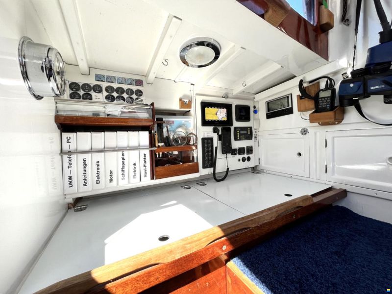 12m Mahagoni Segelyacht
