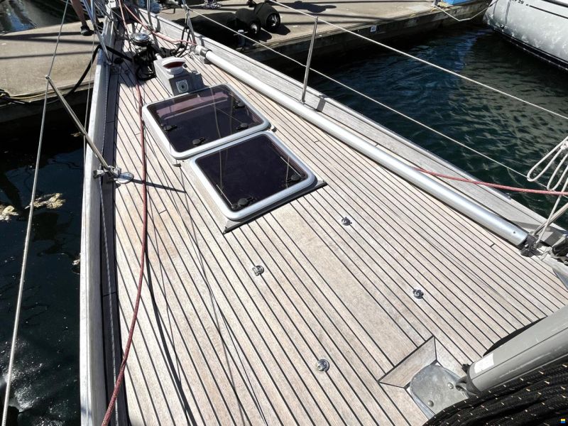 12m Mahagoni Segelyacht