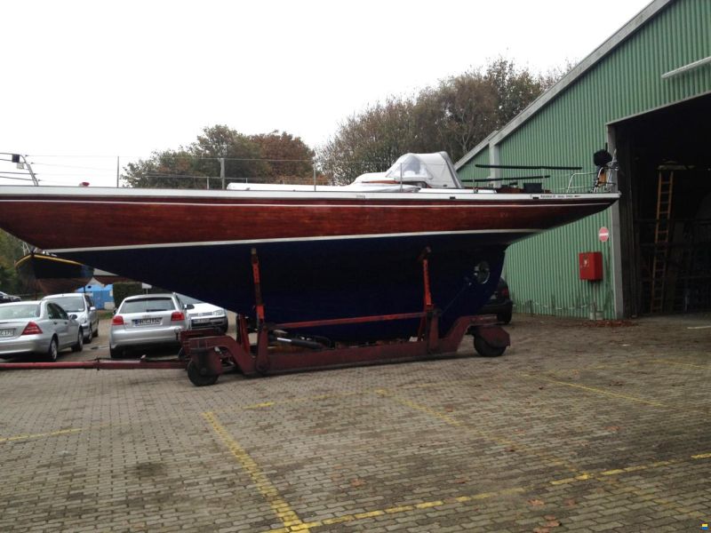 12m Mahagoni Segelyacht