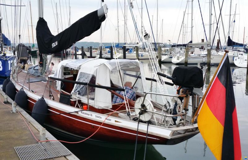 12m Mahagoni Segelyacht