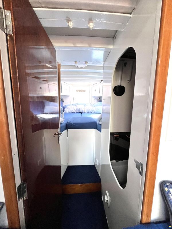 12m Mahagoni Segelyacht