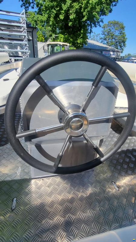AluShip 550 Tyfoon