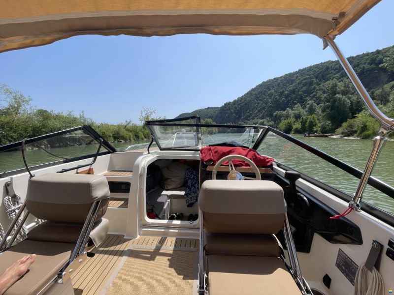 Quicksilver 605 Active Cruiser