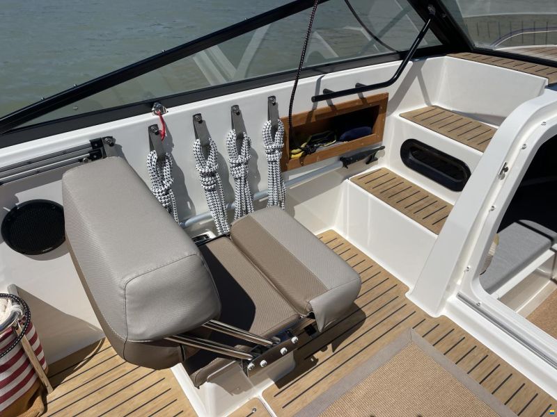 Quicksilver 605 Active Cruiser