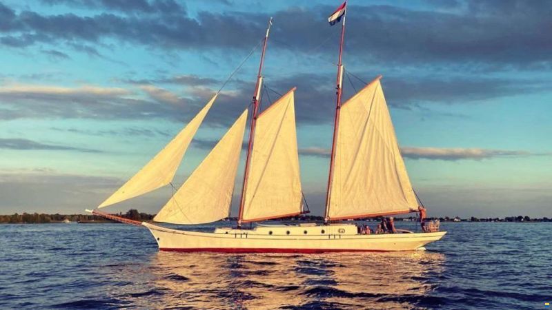 Schooner Classic image