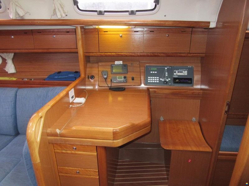 Bavaria 38 cruiser