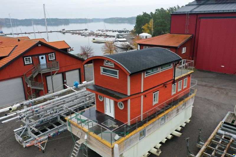 Houseboat