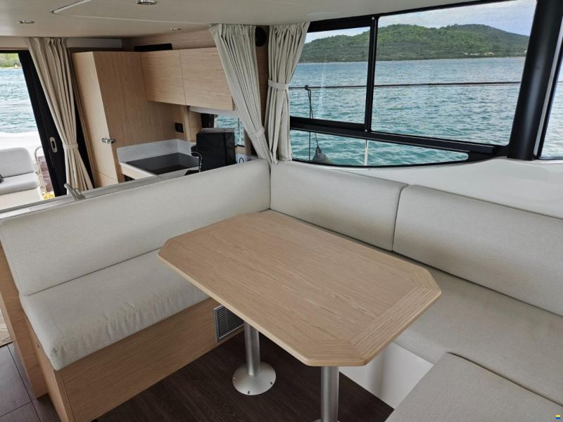 Beneteau Swift Trawler 48