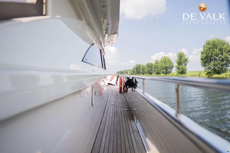 Van der Heijden Superior Fly 2400