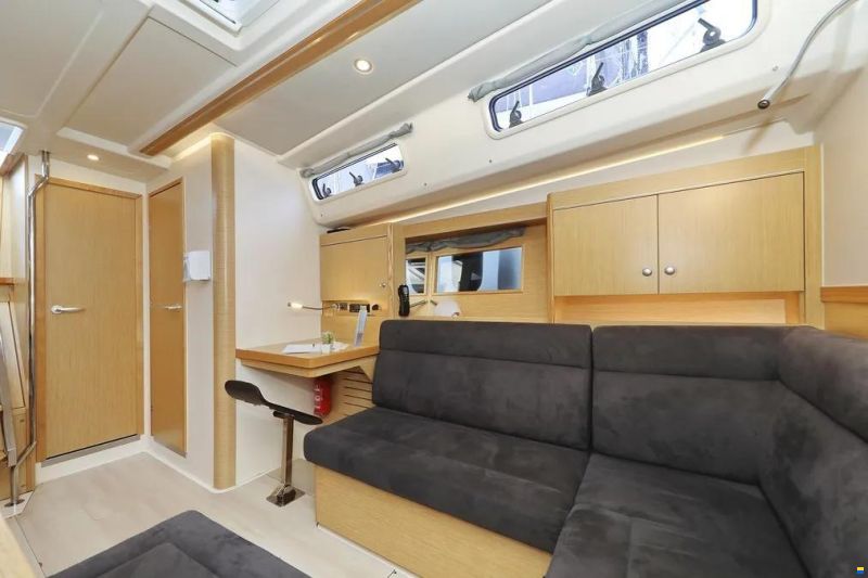 Hanse 455
