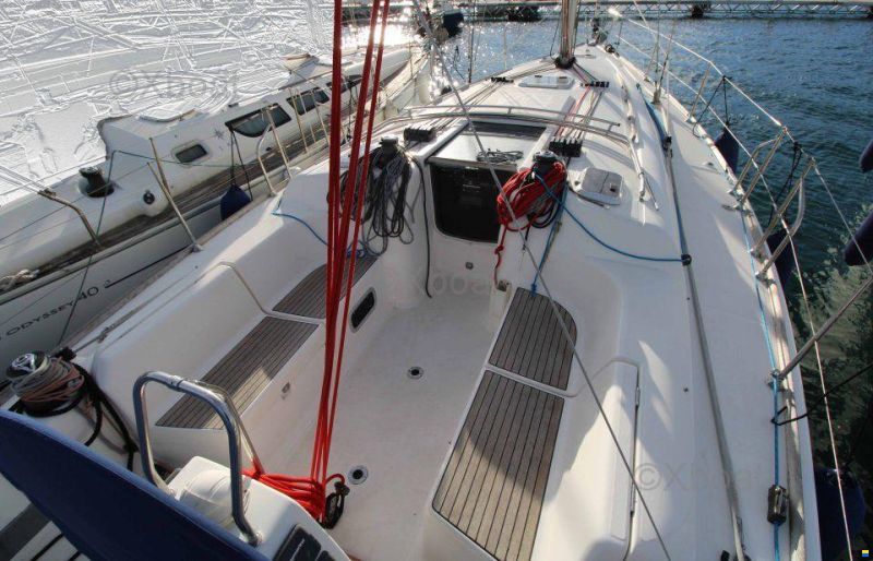 Dufour 40 PERFORMANCE