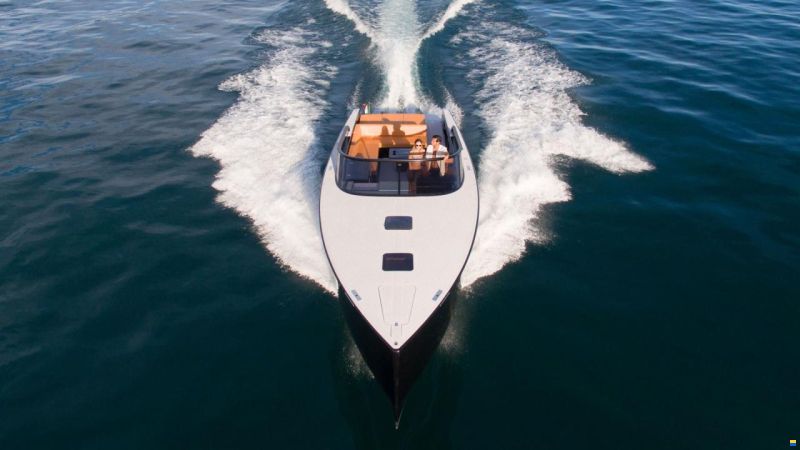 VanDutch 40