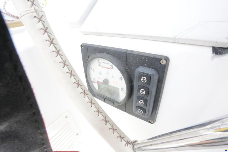 Beneteau Oceanis 38