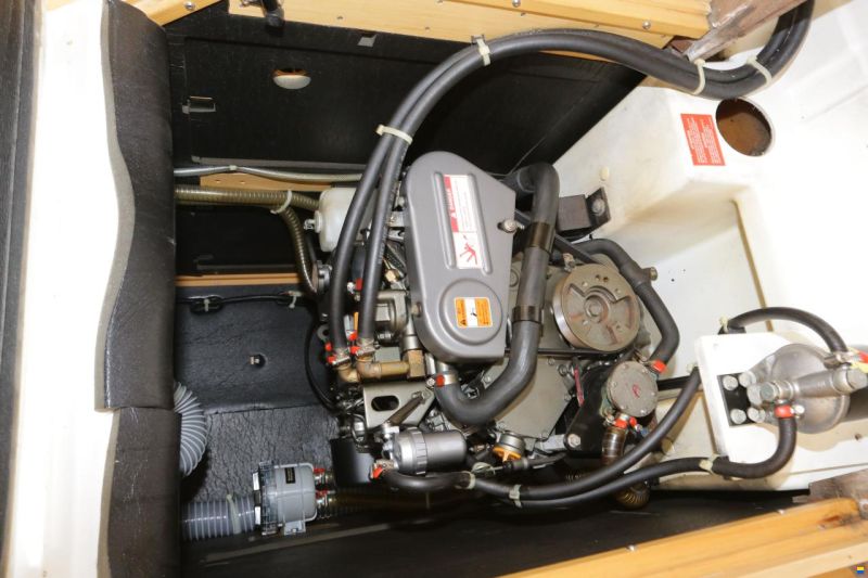 Beneteau Oceanis 38