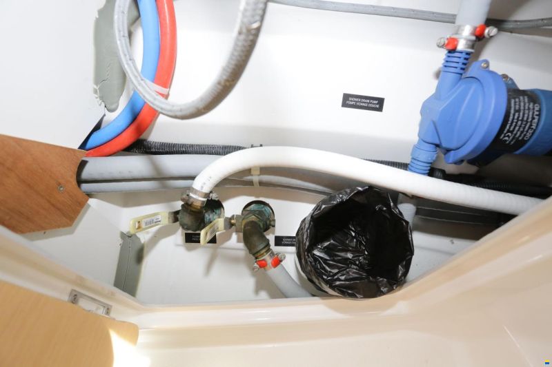 Beneteau Oceanis 38