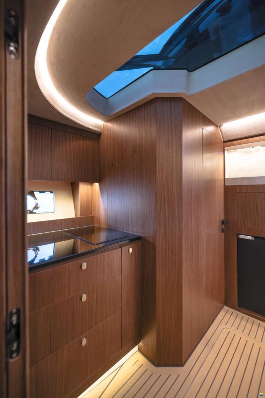 Focus Motor Yacht 3X