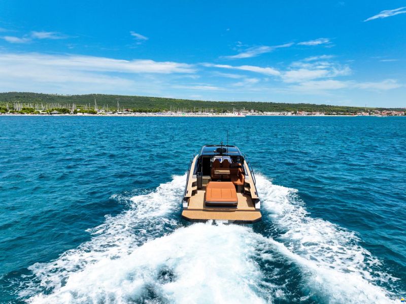 Focus Motor Yacht 3X