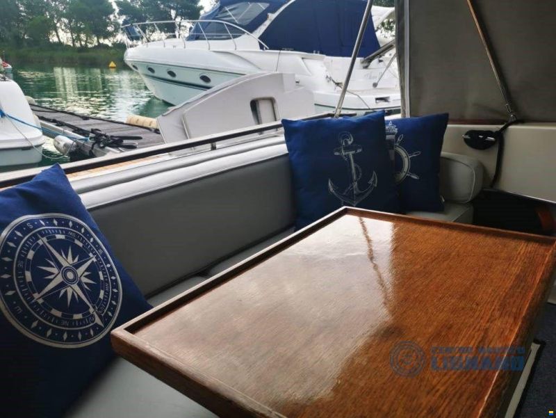 Sea Ray 270 SUNDANCER